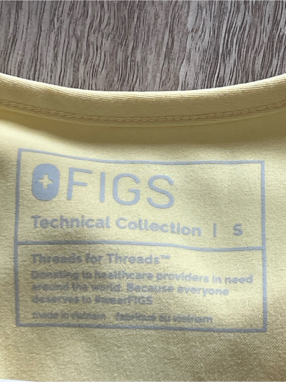 Figs Butter Yellow Catarina One Pocket Scrub Top - Picture 2 of 4
